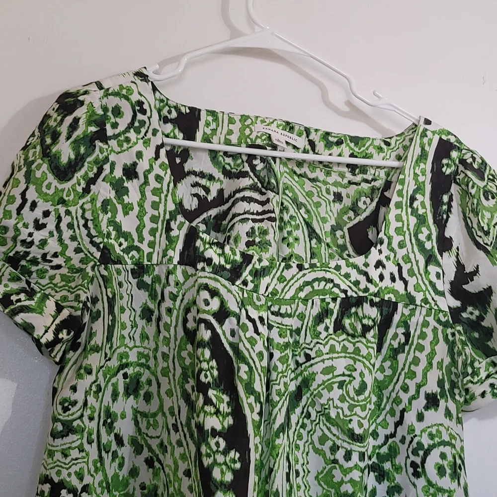 Banana Republic Women's  Silk Top Size Large - Picture 5 of 8